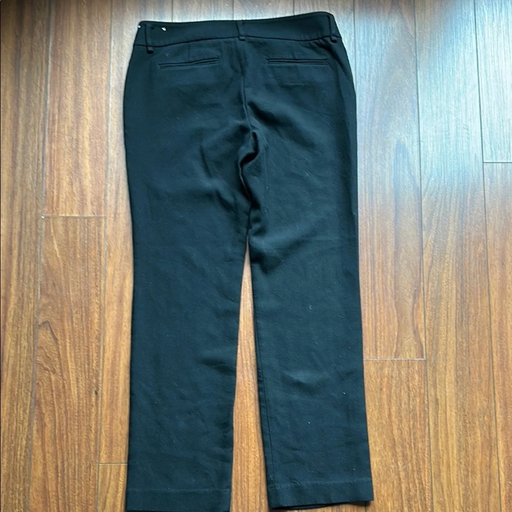 💚💚EUC LOFT Black Trousers💚💚